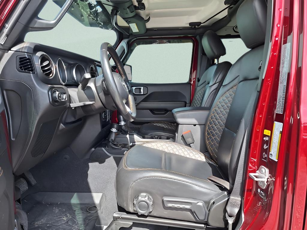 used 2021 Jeep Gladiator car, priced at $36,372