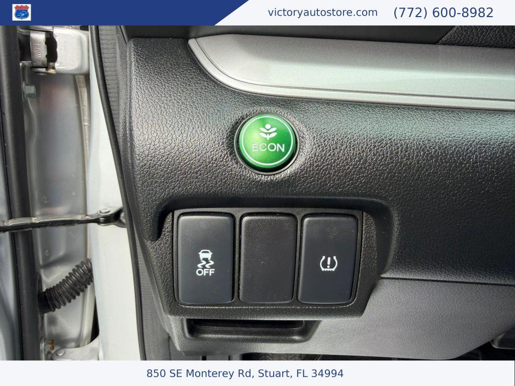 used 2015 Honda CR-V car, priced at $14,500