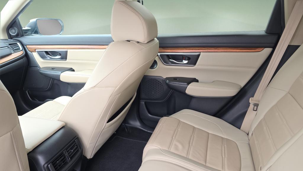 used 2018 Honda CR-V car, priced at $21,600