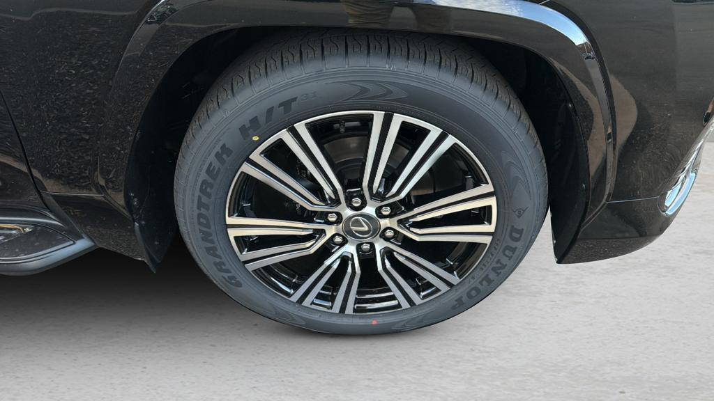 new 2025 Lexus LX 600 car, priced at $117,044