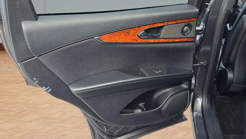 used 2020 Lincoln Nautilus car, priced at $27,540