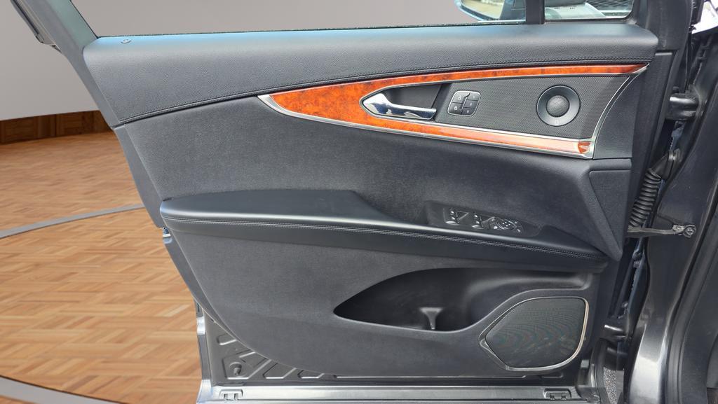 used 2020 Lincoln Nautilus car, priced at $27,540