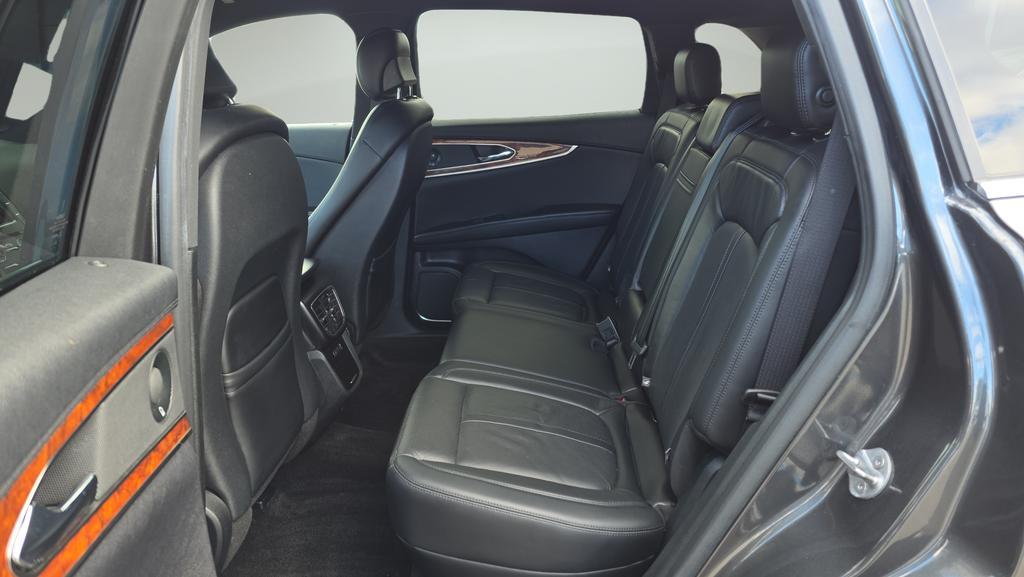 used 2020 Lincoln Nautilus car, priced at $27,540