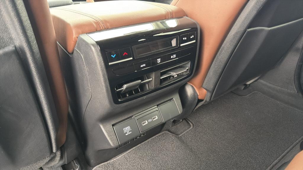 used 2023 Acura MDX car, priced at $38,900