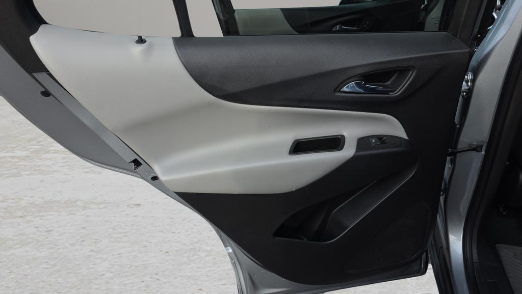 used 2023 Chevrolet Equinox car, priced at $19,950