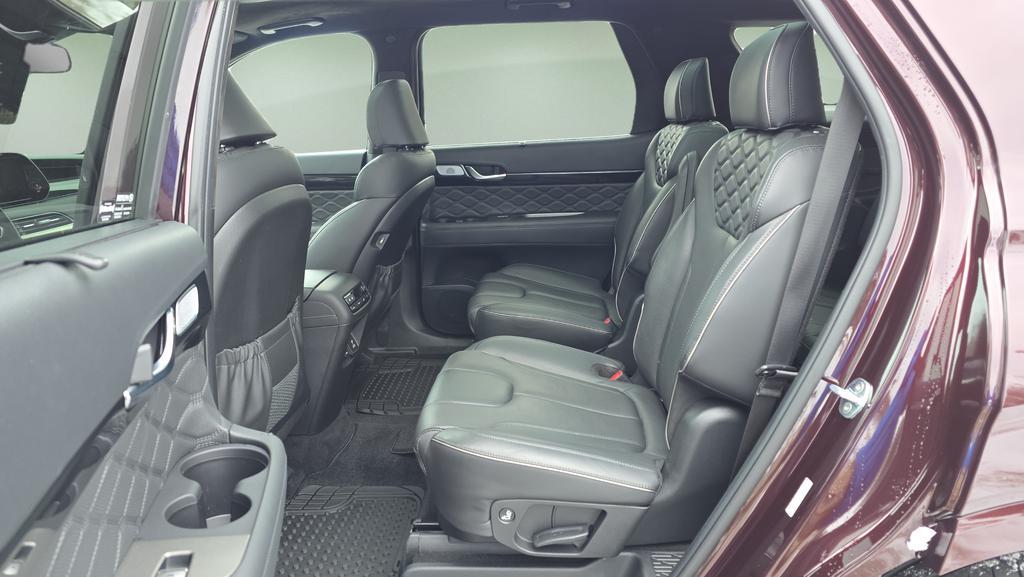 used 2022 Hyundai Palisade car, priced at $34,497