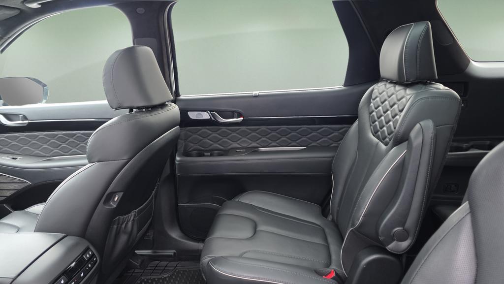 used 2022 Hyundai Palisade car, priced at $34,497