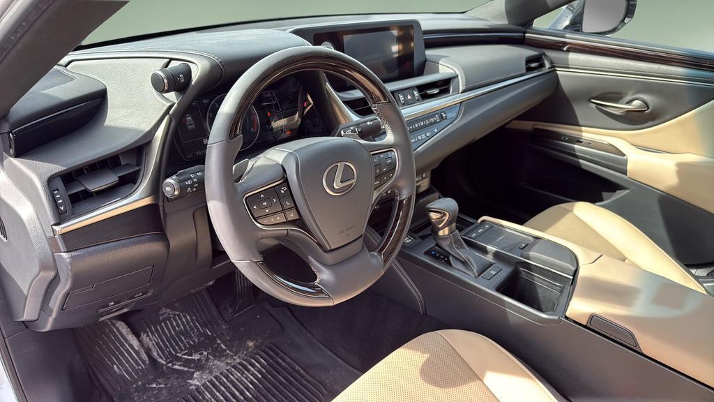 used 2019 Lexus ES 350 car, priced at $27,199