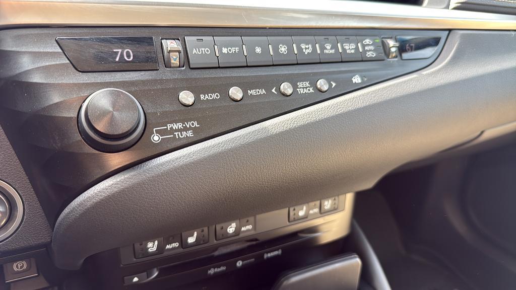 used 2019 Lexus ES 350 car, priced at $27,199