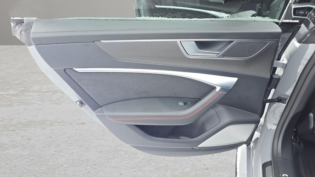 used 2022 Audi RS 7 car, priced at $89,837