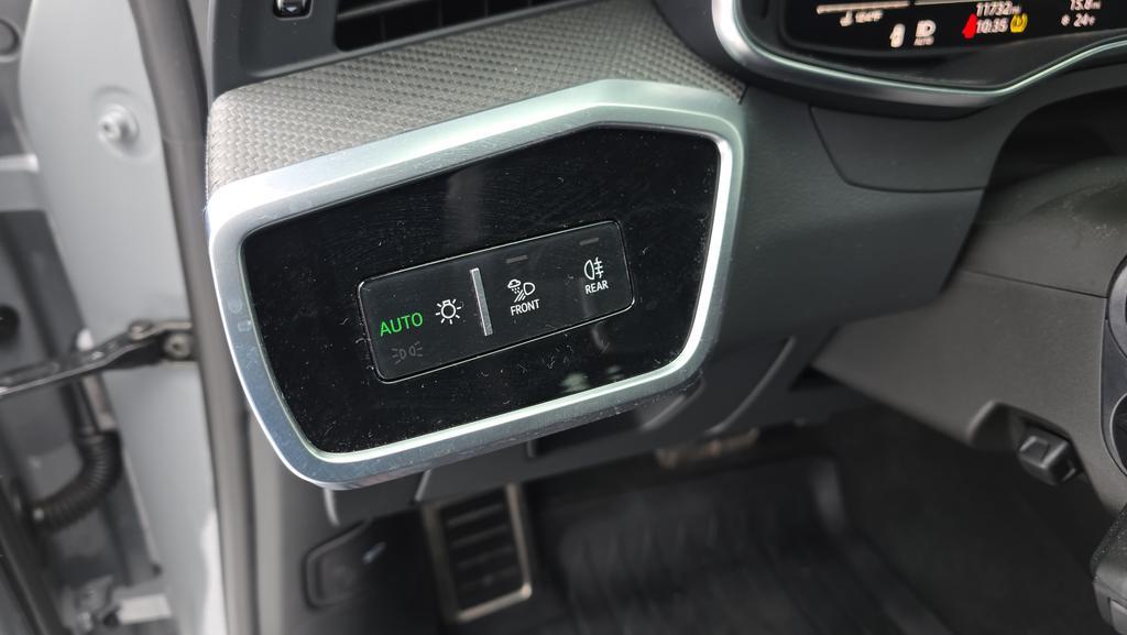 used 2022 Audi RS 7 car, priced at $89,837