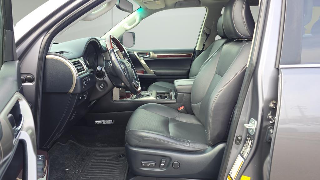 used 2016 Lexus GX 460 car, priced at $29,949