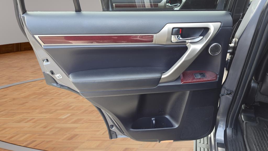 used 2016 Lexus GX 460 car, priced at $29,949