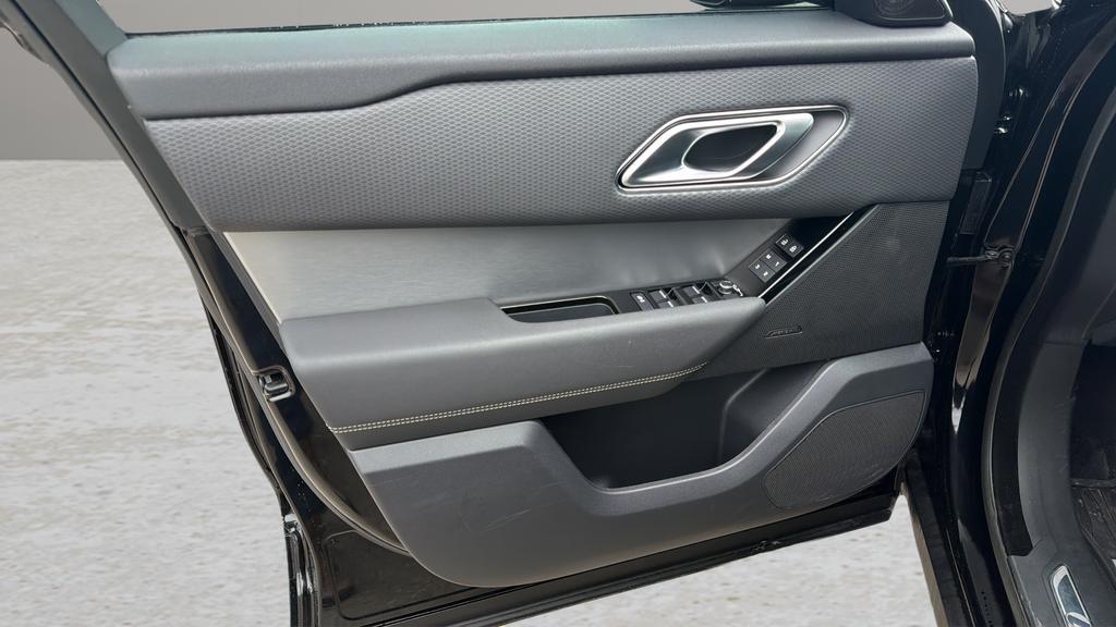 used 2022 Land Rover Range Rover Velar car, priced at $33,204