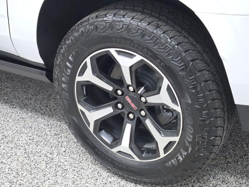 new 2026 GMC Yukon XL car, priced at $85,834