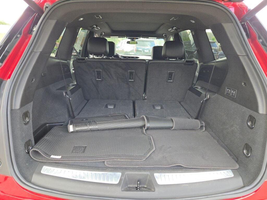 used 2023 Cadillac XT6 car, priced at $33,849