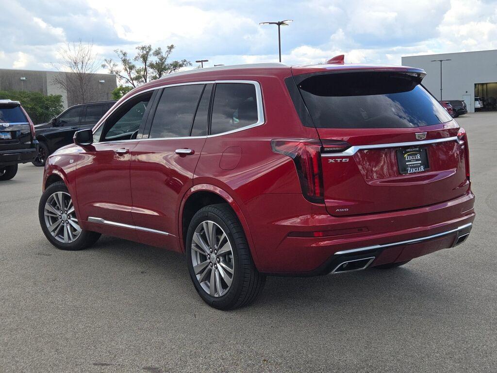 used 2023 Cadillac XT6 car, priced at $33,849