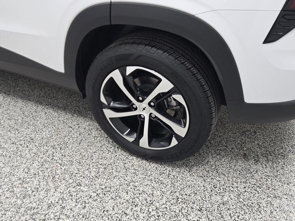 used 2025 Chevrolet Trax car, priced at $21,599