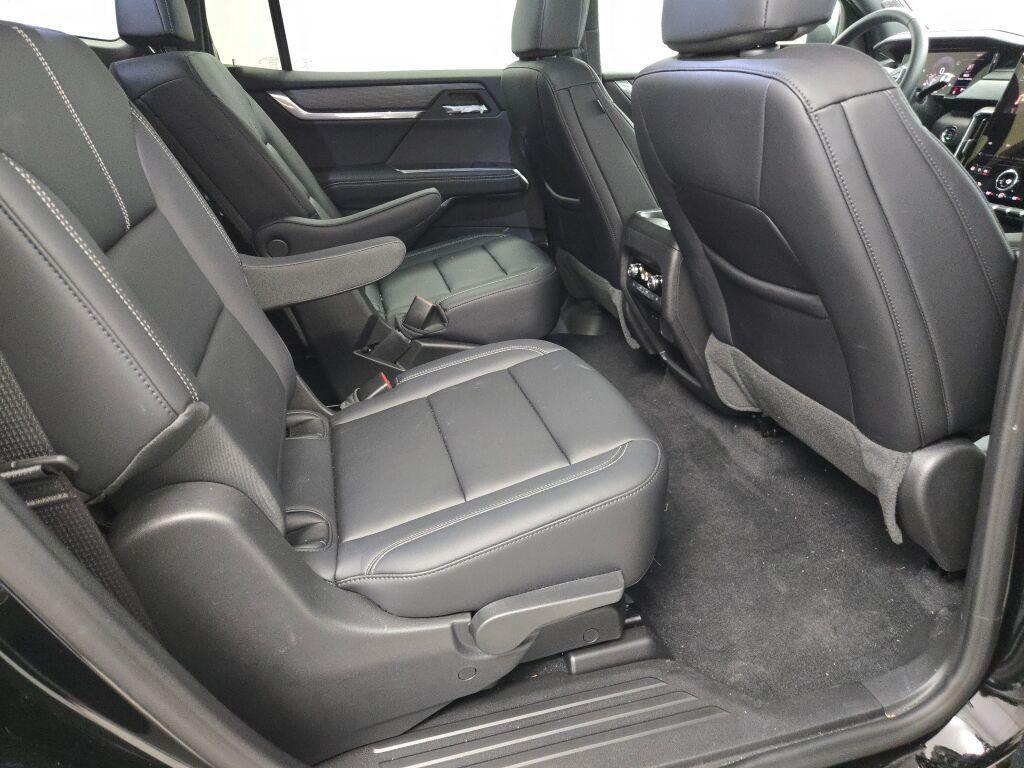 new 2026 GMC Acadia car, priced at $49,498