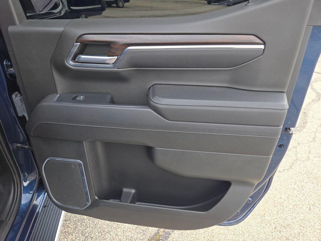 used 2022 GMC Sierra 1500 car, priced at $41,095