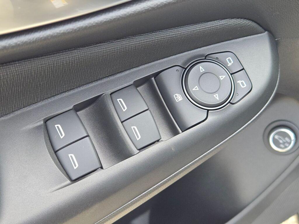 new 2026 Buick Envista car, priced at $31,450
