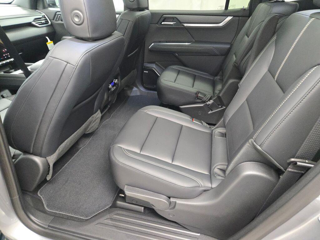 new 2026 GMC Acadia car, priced at $51,058