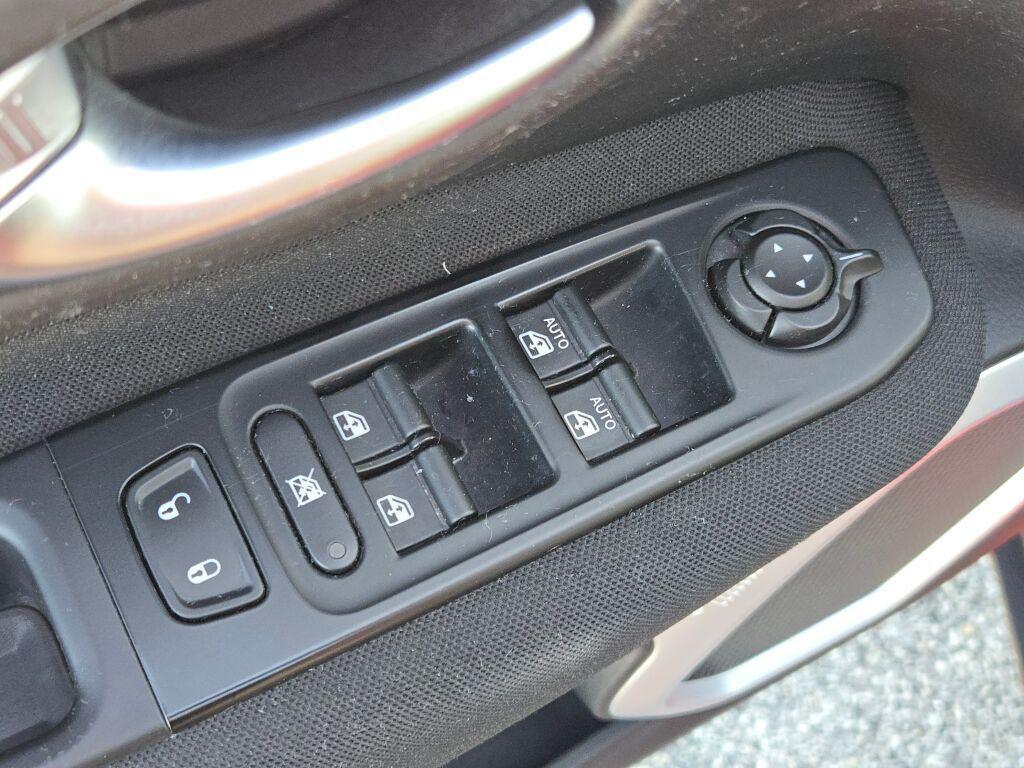 used 2021 Jeep Renegade car, priced at $16,099