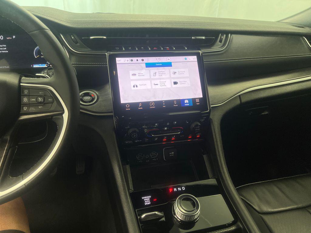 used 2024 Jeep Grand Cherokee L car, priced at $33,511