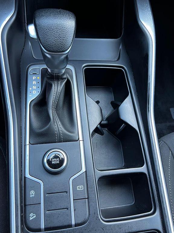 used 2022 Kia Sorento car, priced at $22,711