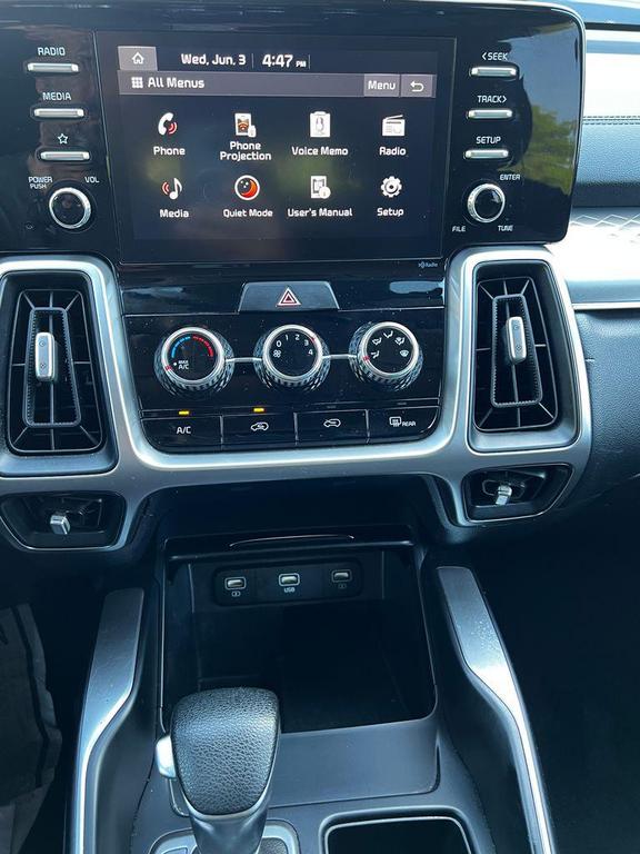 used 2022 Kia Sorento car, priced at $22,711