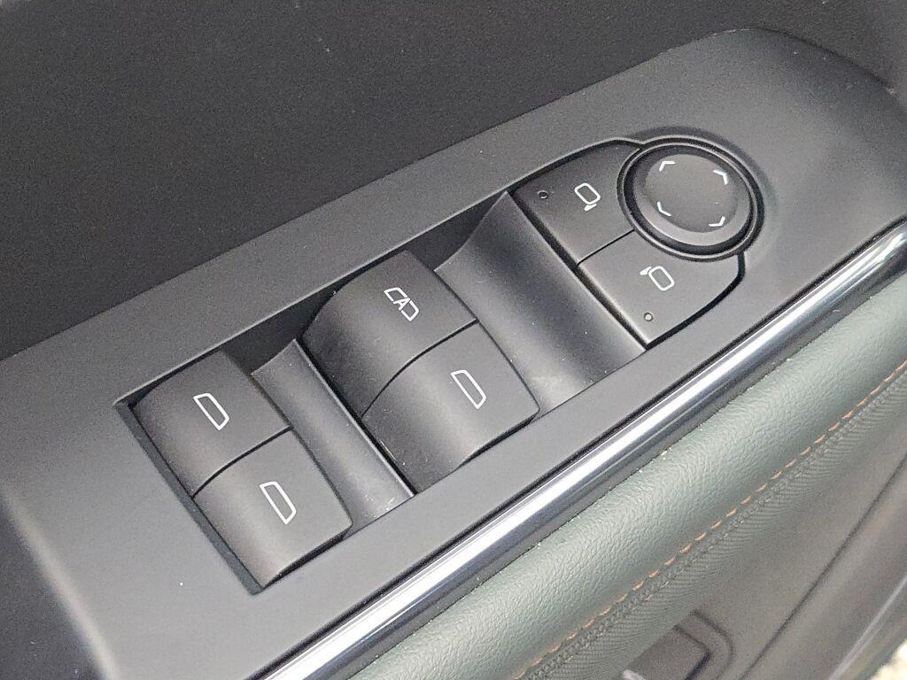 used 2024 GMC Acadia car, priced at $40,161