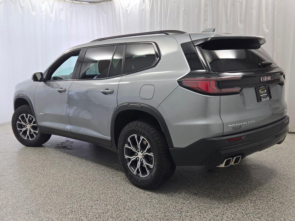 used 2024 GMC Acadia car, priced at $40,161
