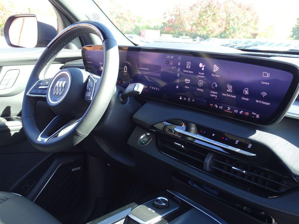 new 2025 Buick Enclave car, priced at $42,747