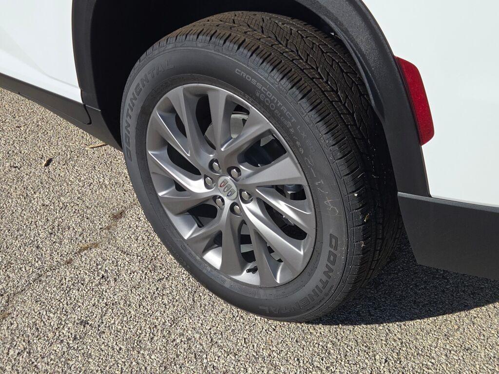 new 2026 Buick Enclave car, priced at $45,126