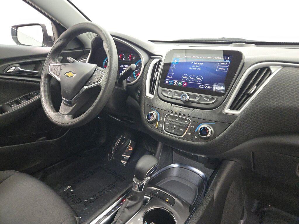 used 2024 Chevrolet Malibu car, priced at $17,999