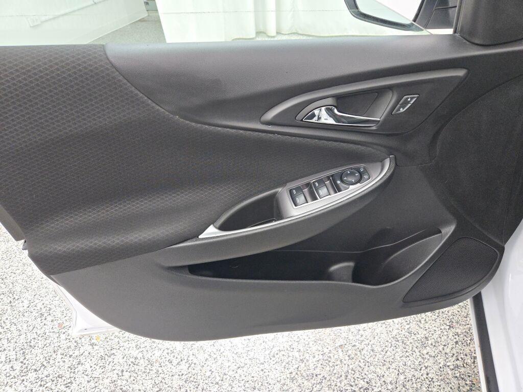 used 2024 Chevrolet Malibu car, priced at $17,999