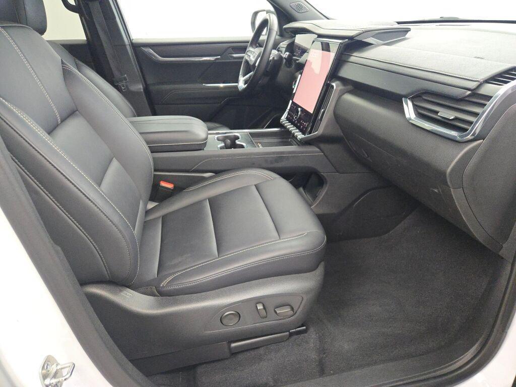 used 2024 GMC Acadia car, priced at $34,248