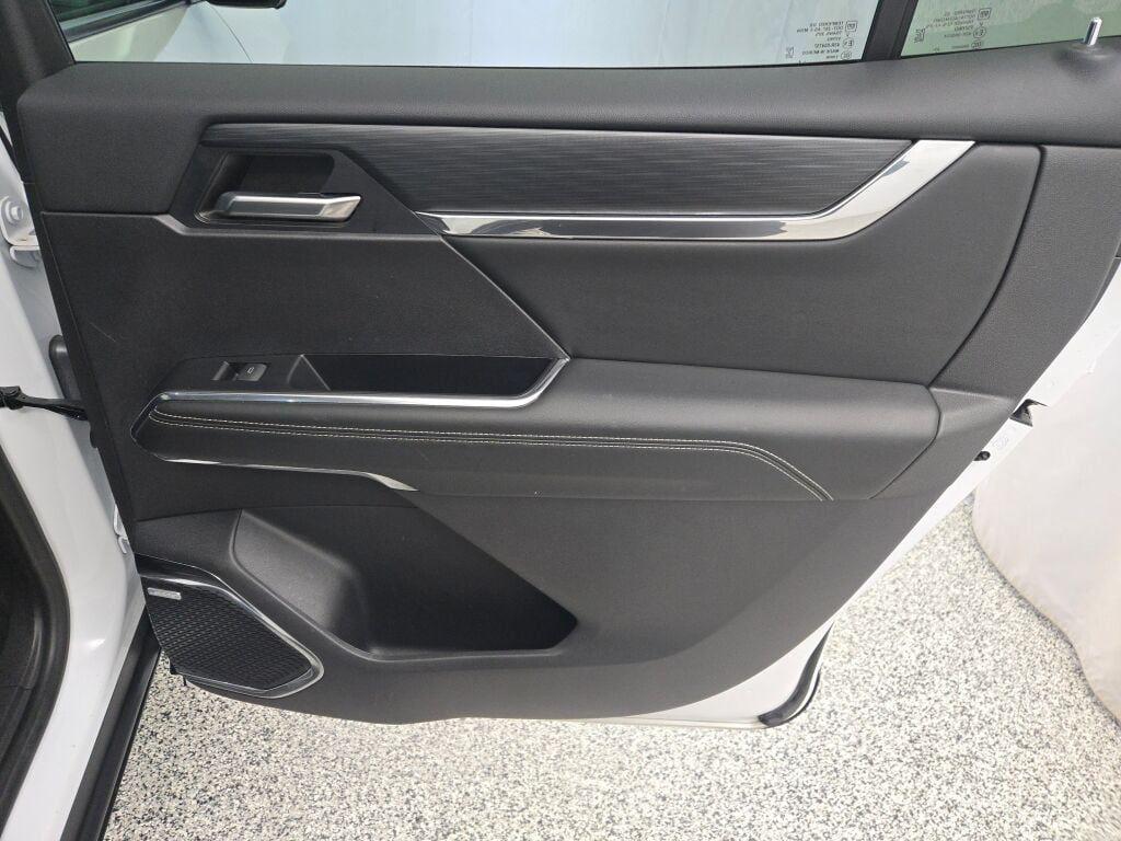 used 2024 GMC Acadia car, priced at $34,248