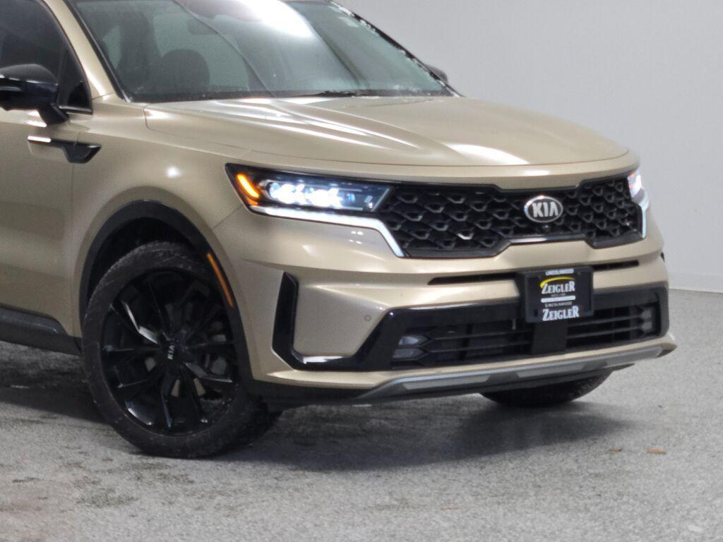 used 2021 Kia Sorento car, priced at $22,099