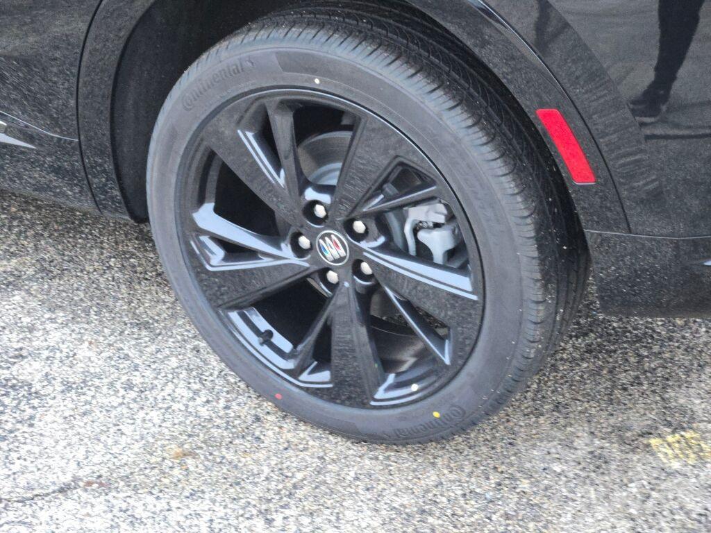 new 2026 Buick Envision car, priced at $46,454