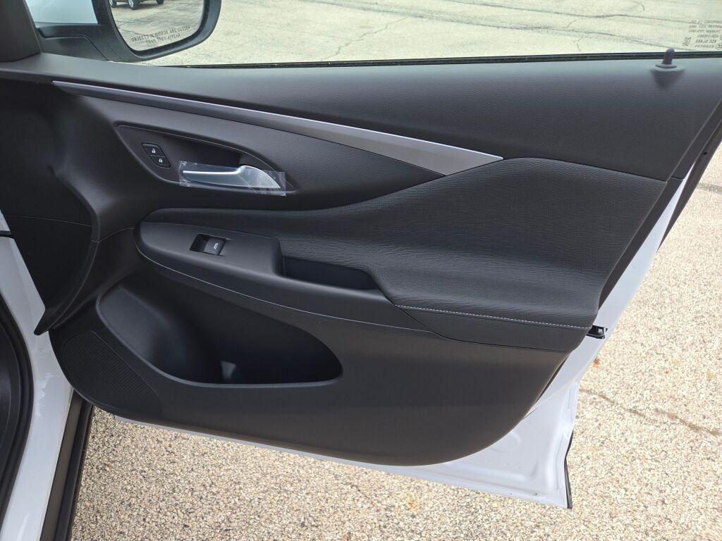new 2026 Buick Envista car, priced at $26,282