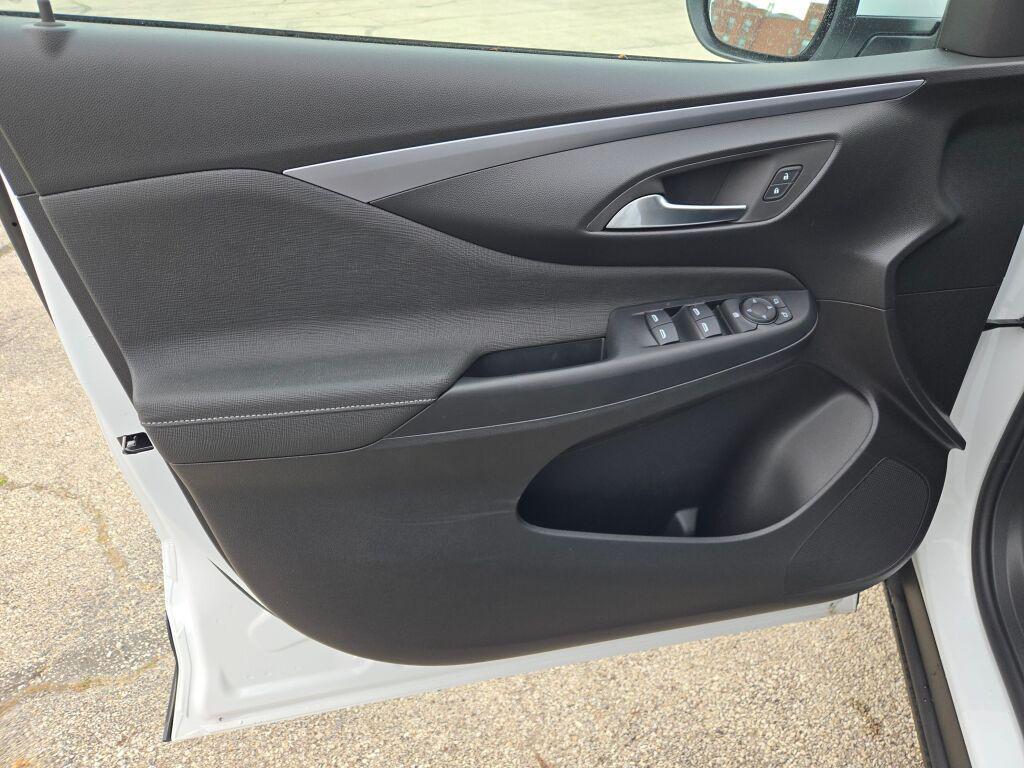 new 2026 Buick Envista car, priced at $26,282