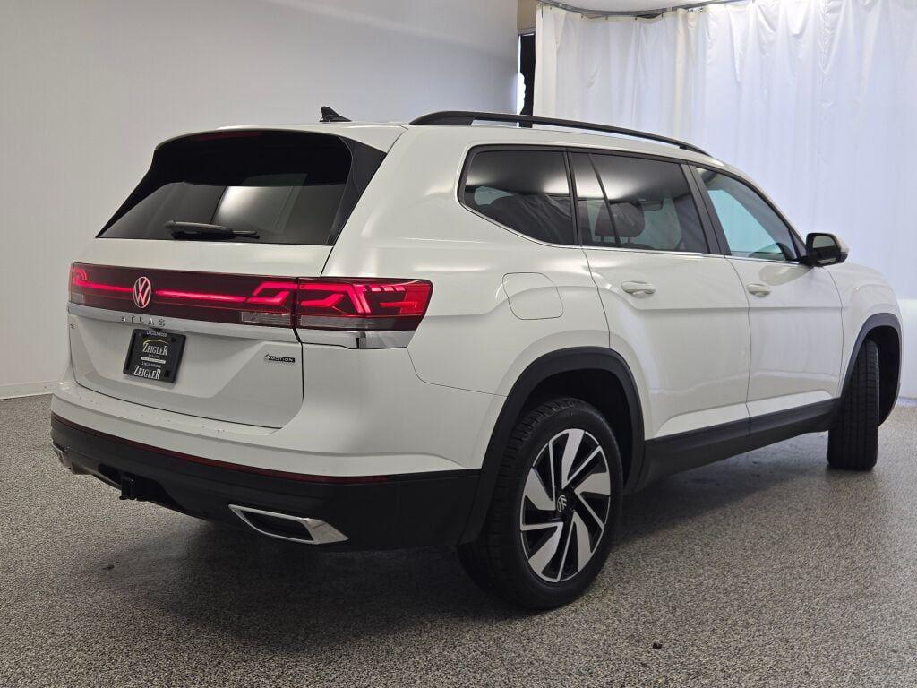 used 2024 Volkswagen Atlas car, priced at $30,199