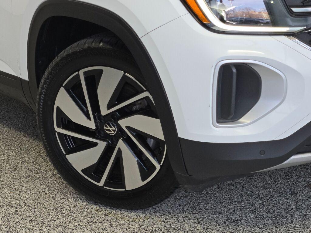used 2024 Volkswagen Atlas car, priced at $30,199