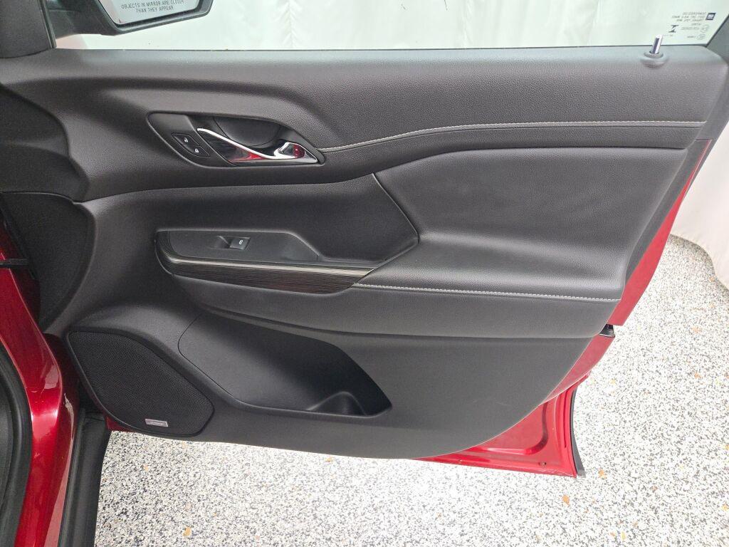 used 2023 GMC Acadia car, priced at $20,899