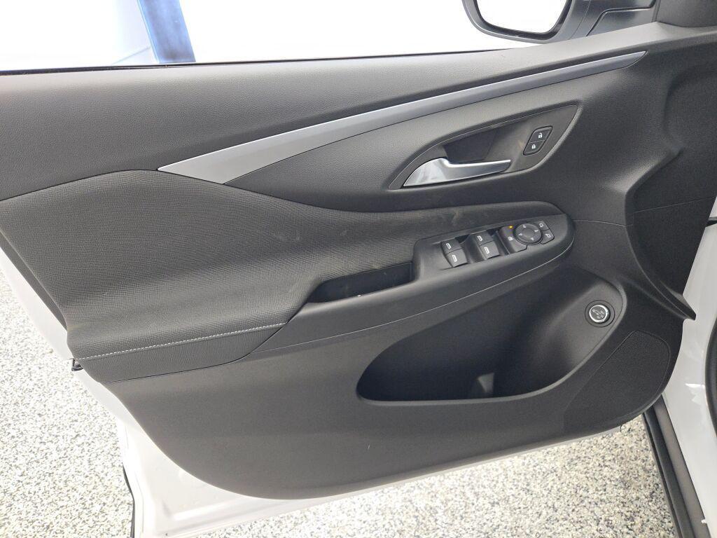 new 2026 Buick Envista car, priced at $27,365
