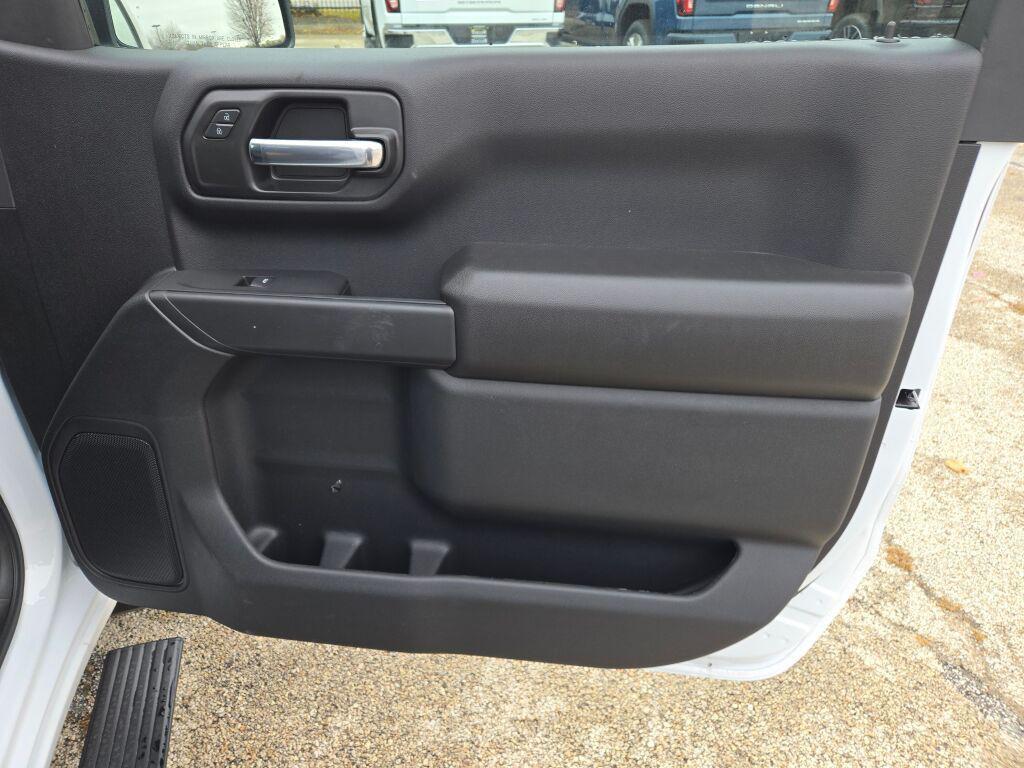 new 2026 GMC Sierra 1500 car, priced at $40,597