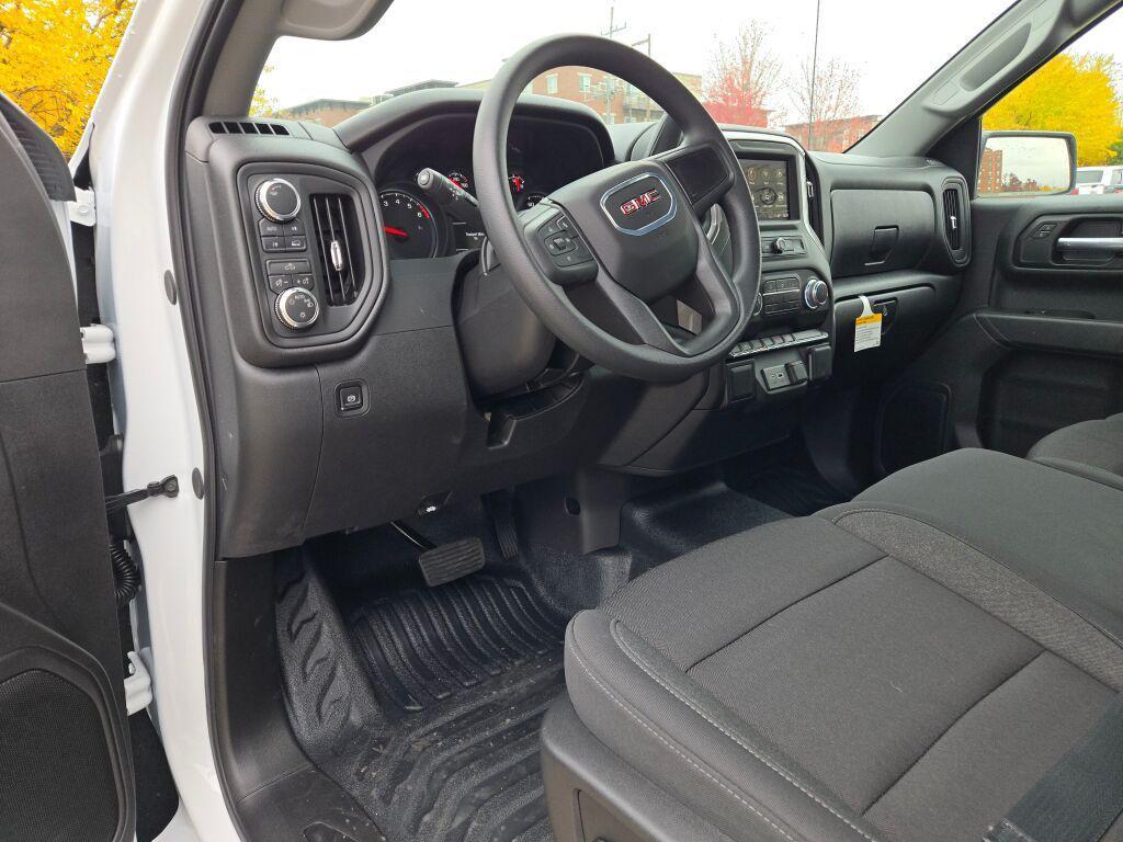 new 2026 GMC Sierra 1500 car, priced at $39,709