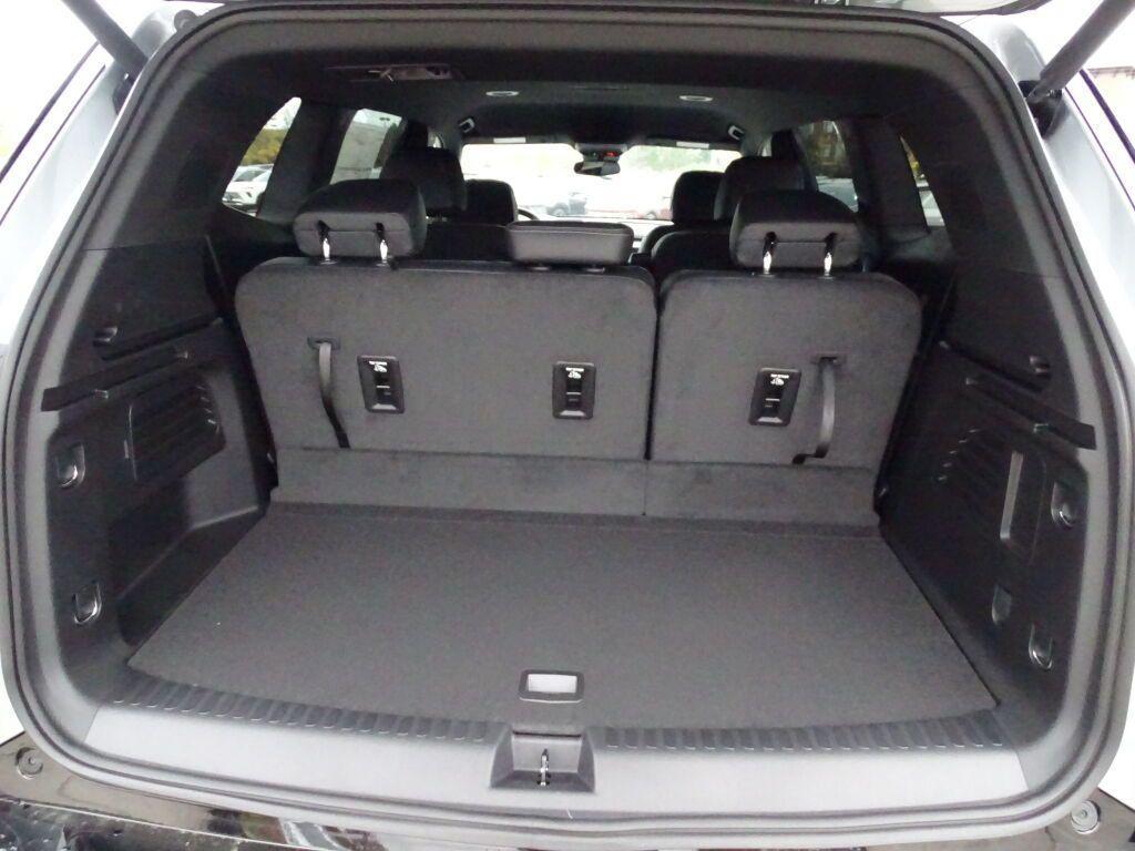 new 2025 Buick Enclave car, priced at $45,747