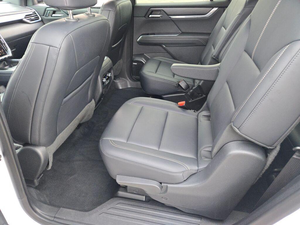 used 2024 GMC Acadia car, priced at $34,210